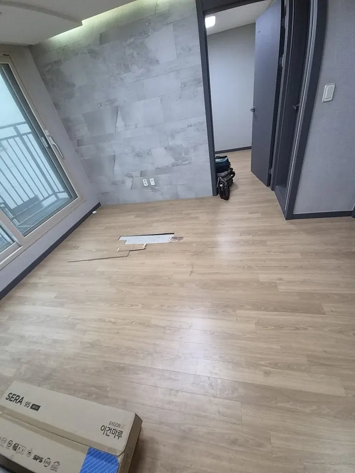 목동 들뜬강마루 부분교체